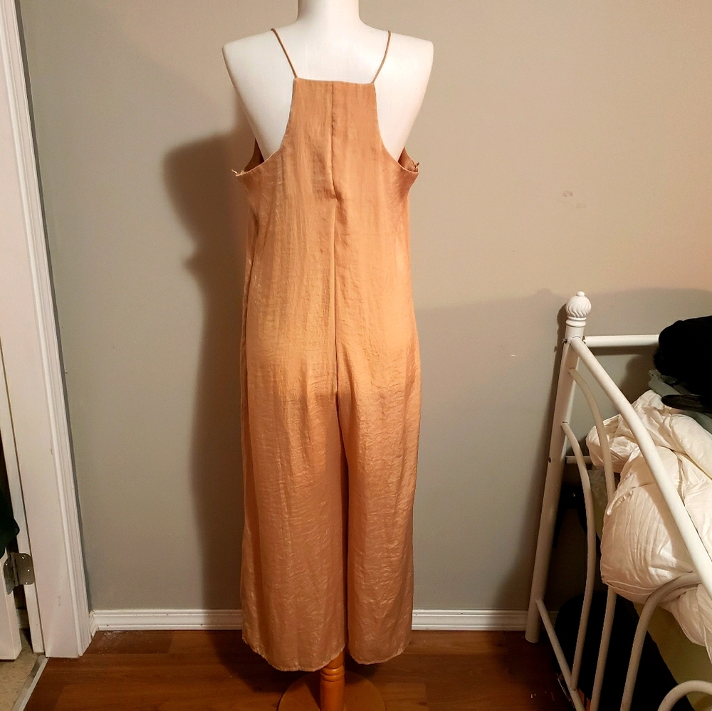 ONE CLOTHING Los Angeles pantsuit spaghett…